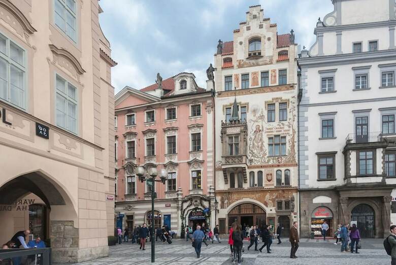 Velvet Revolution Apartment