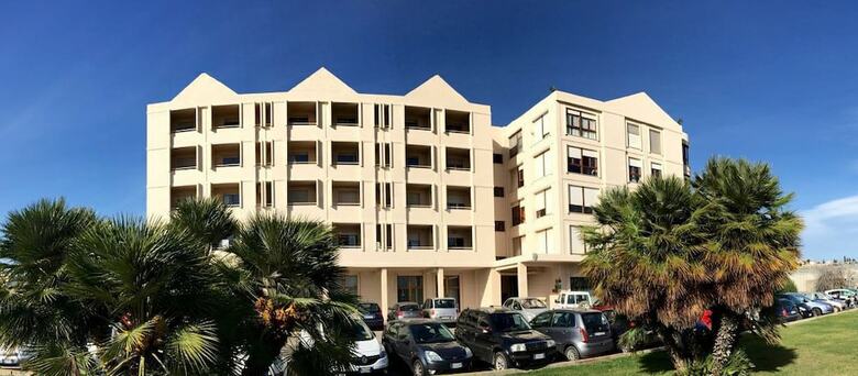 Hotel Residenze Su Planu