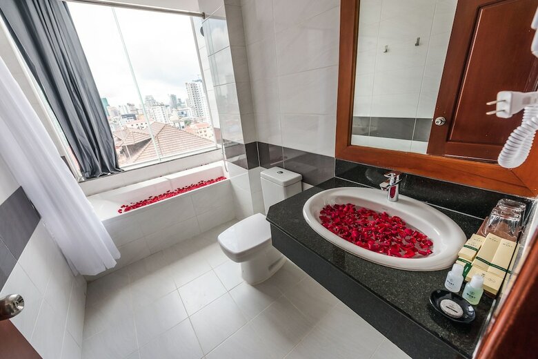 Le Mont Hotel