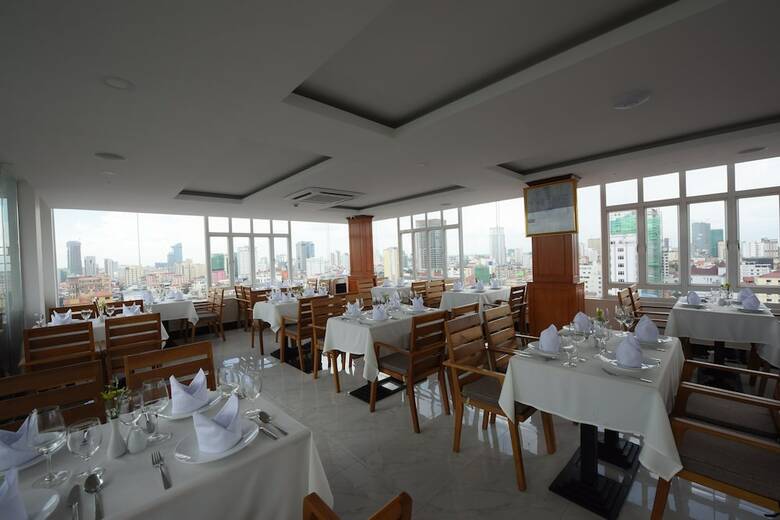Le Mont Hotel