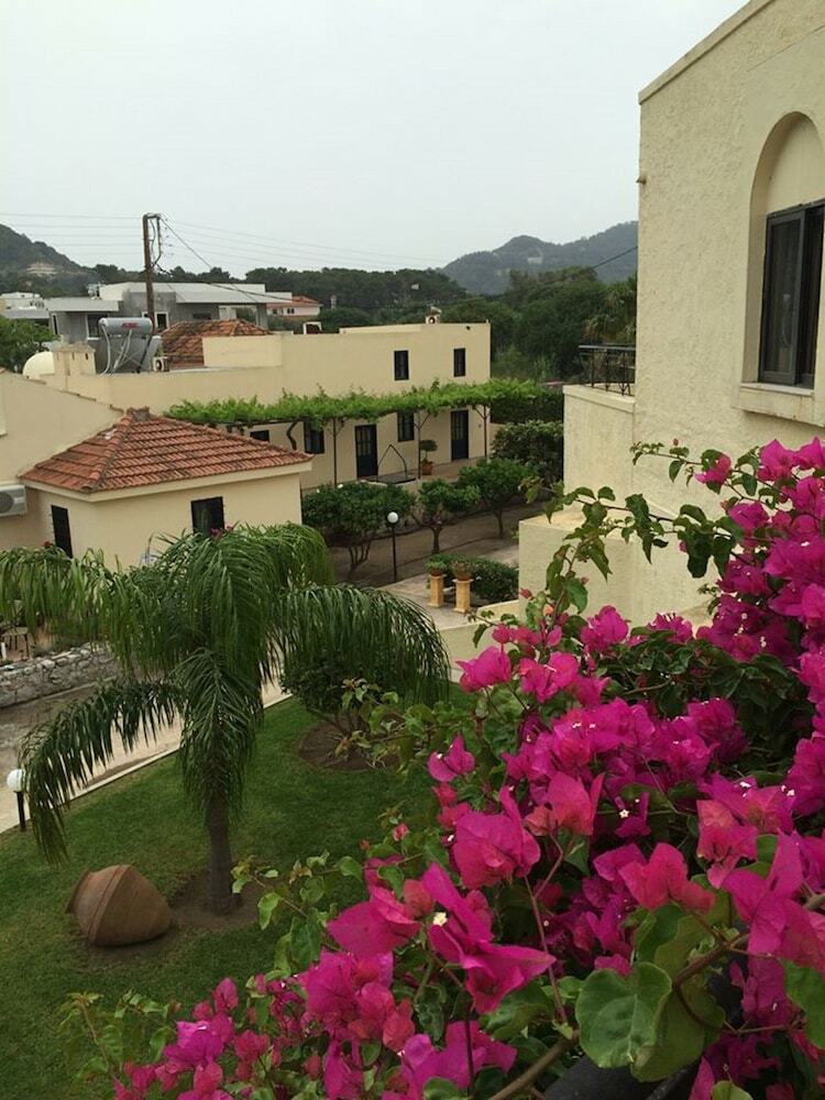 Hotel Summerland