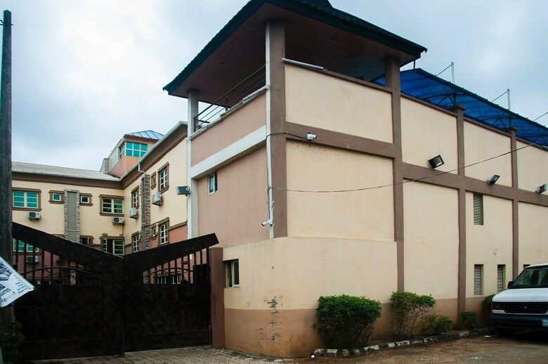 Sugarland Hotel & Suites
