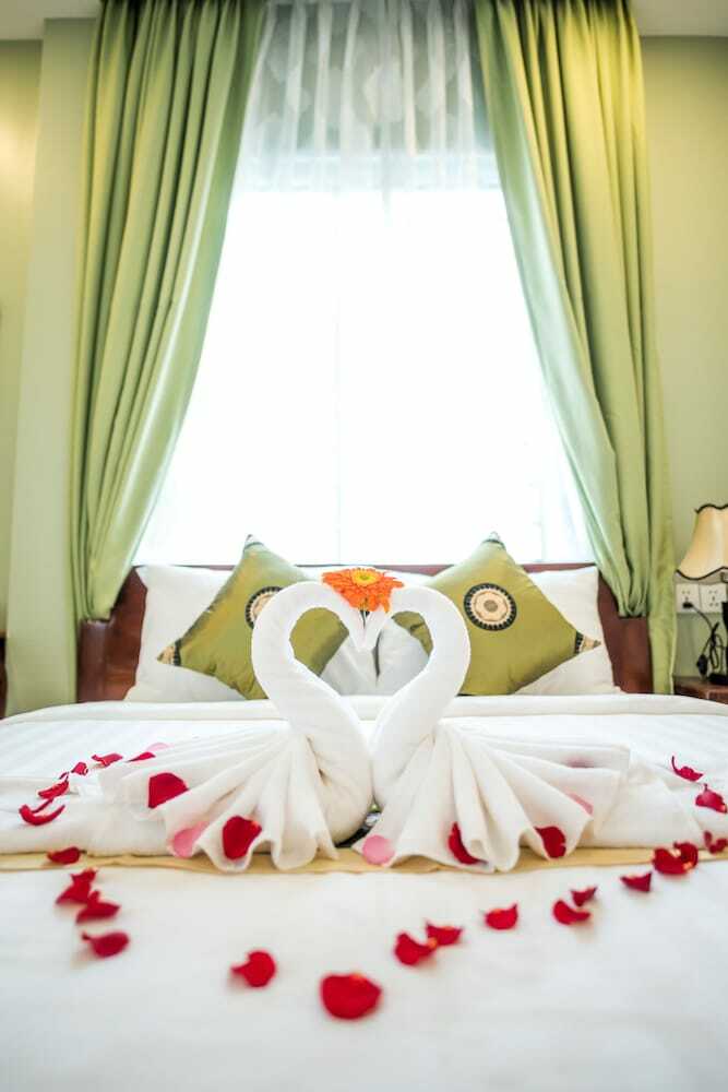 Ny Ka Smy Hotel