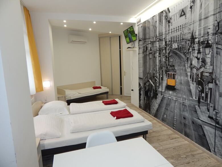 Apartamentos Kalvin Vendegszobak