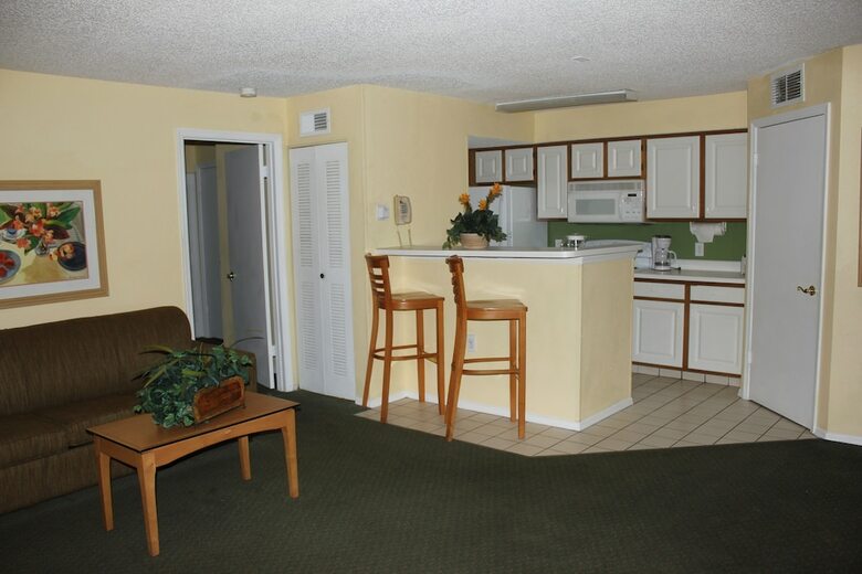 Oak Plantation Resort