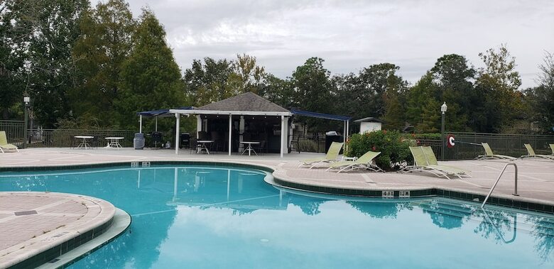 Oak Plantation Resort