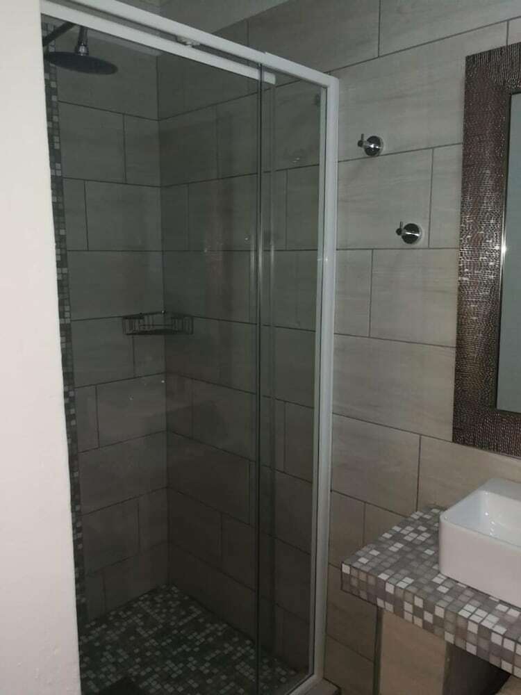 Hotel Abundance Lodge