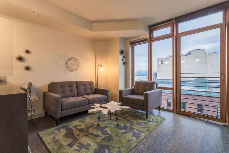 Domicile Suites At Verve