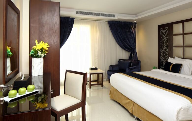 Apartamentos Almuhaidb Faisaliah Hotel Suites