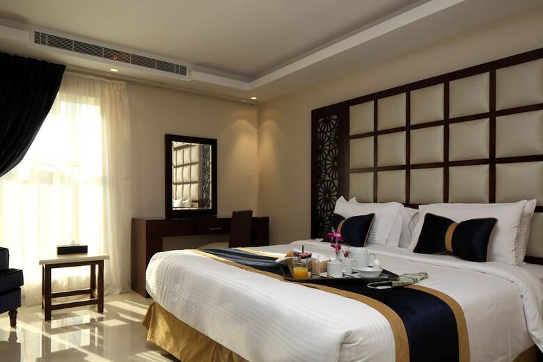 Apartamentos Almuhaidb Faisaliah Hotel Suites