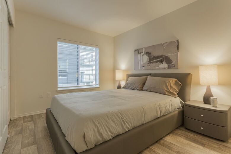 Domicile Suites At Elliott Bayview