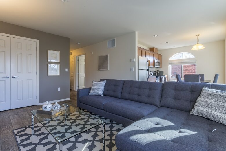 Domicile Suites At Elliott Bayview