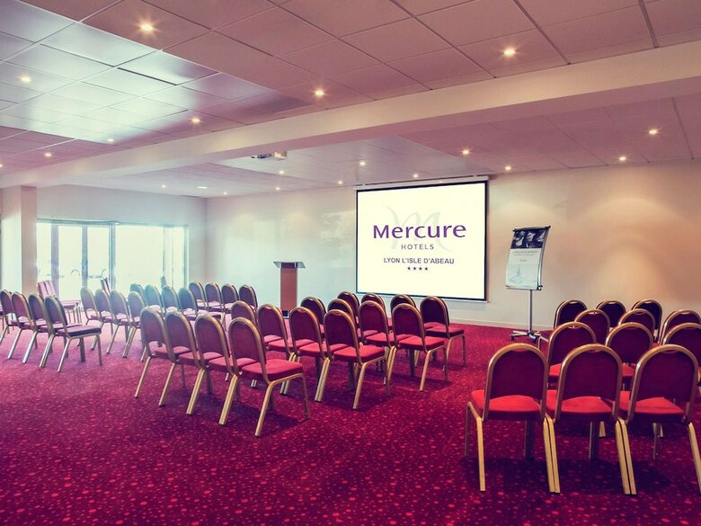 Hotel Mercure Lyon L'isle D'abeau