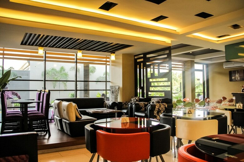 Hotel The Horizon Suites And Arcade