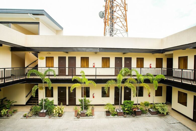 Hotel Oyo 244 Driggs Suites