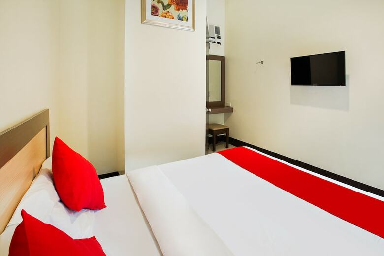 Hotel Oyo 244 Driggs Suites