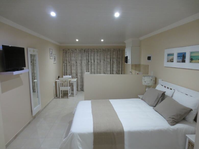 Bed & Breakfast Masada Guest House