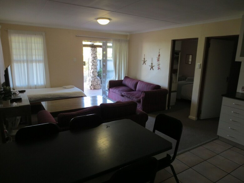 Bed & Breakfast Masada Guest House