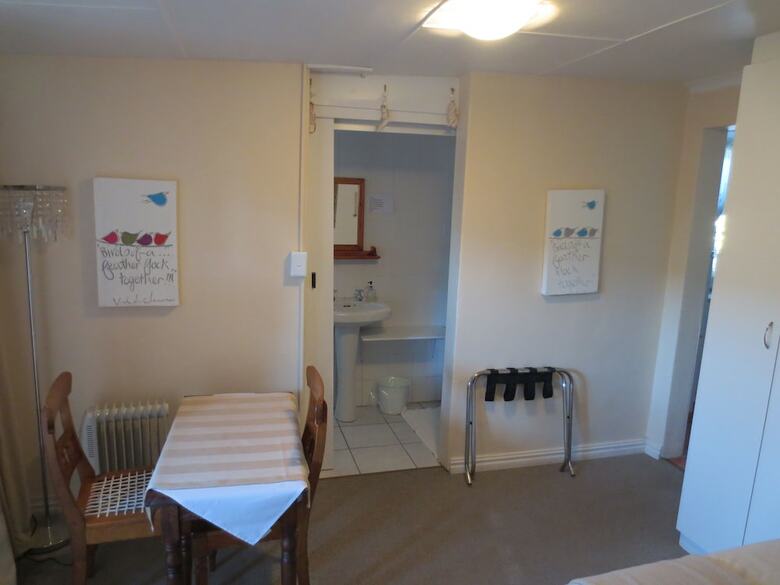 Bed & Breakfast Masada Guest House