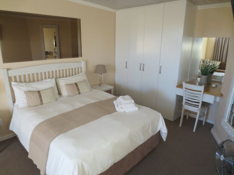 Bed & Breakfast Masada Guest House
