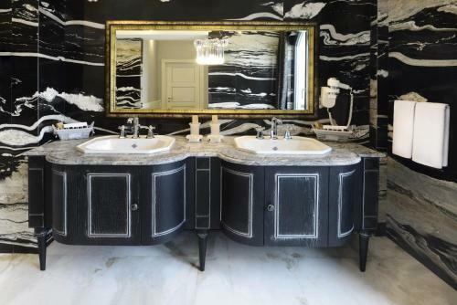 Ambassadori Hotel Tbilisi