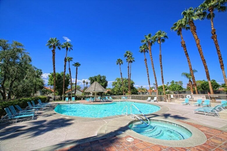 Apartamento 4 Seasons At Desert Breezes
