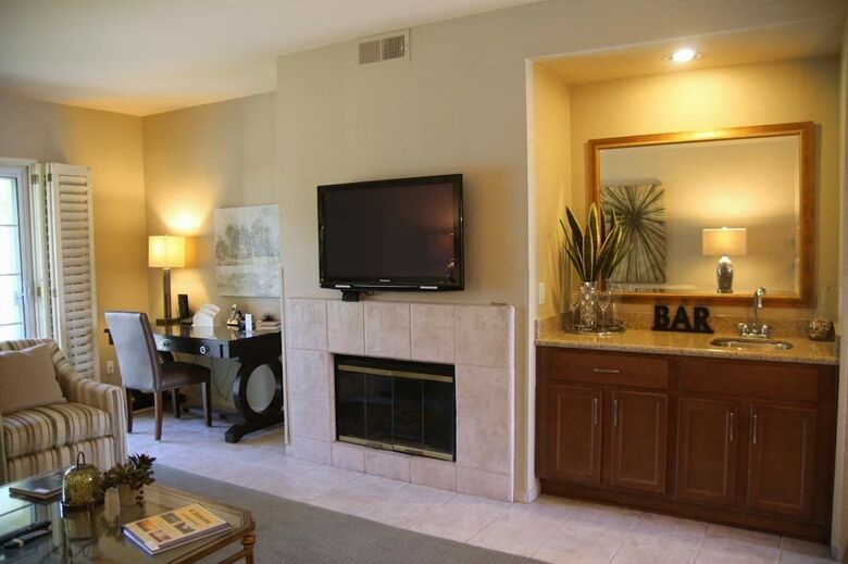 Apartamento 4 Seasons At Desert Breezes