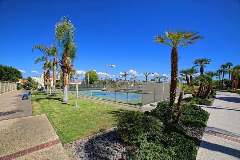 Apartamento 4 Seasons At Desert Breezes