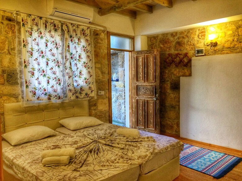 Hotel Parmis Boutique House