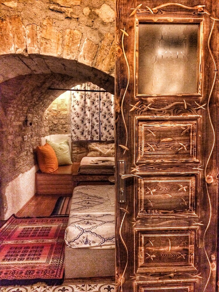 Hotel Parmis Boutique House