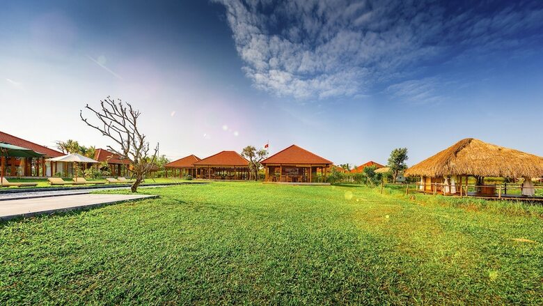 Hotel Allamanda Estate