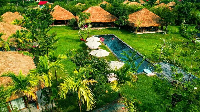 Hotel Allamanda Estate