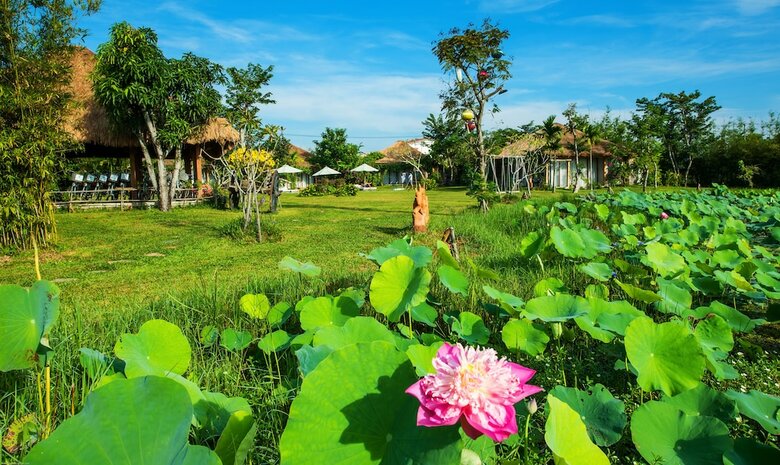 Hotel Allamanda Estate