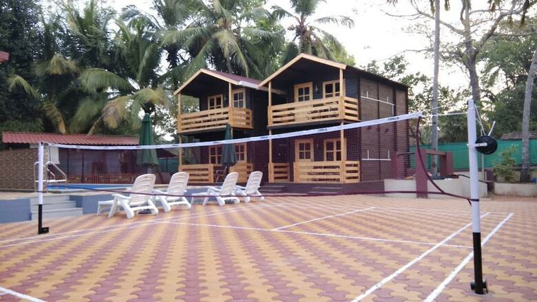 Hotel Lazy Frog Goa