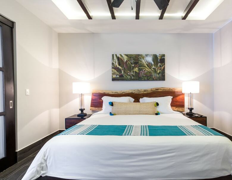 Kasa Hotel Parota