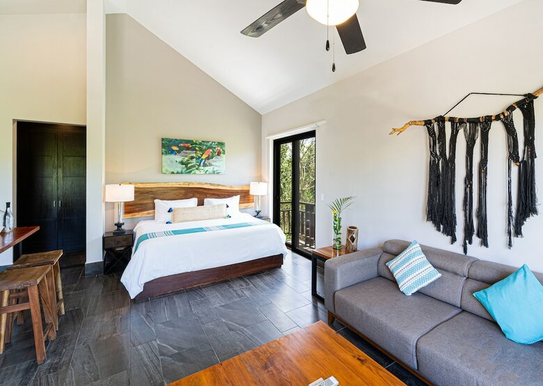 Kasa Hotel Parota