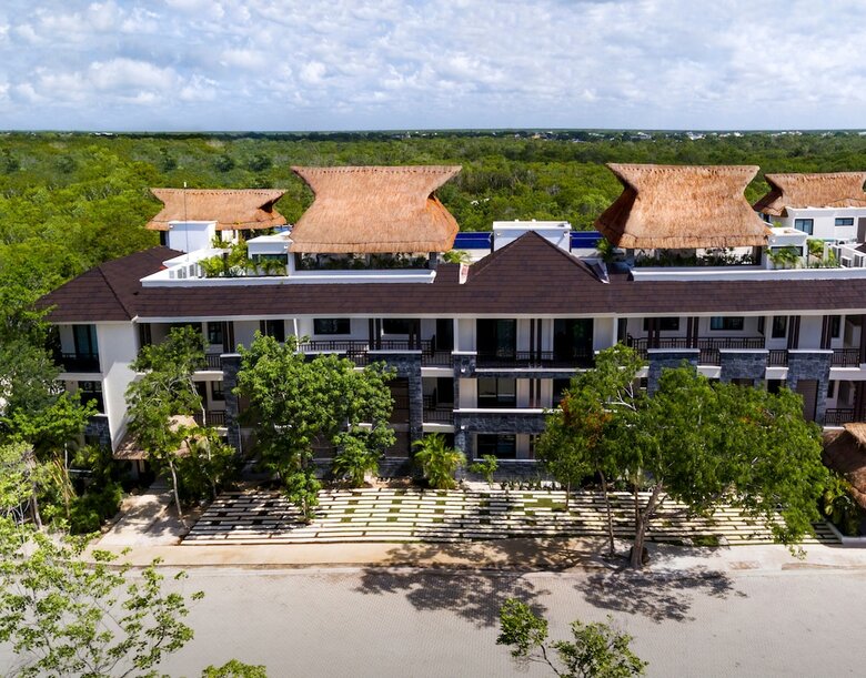 Kasa Hotel Parota