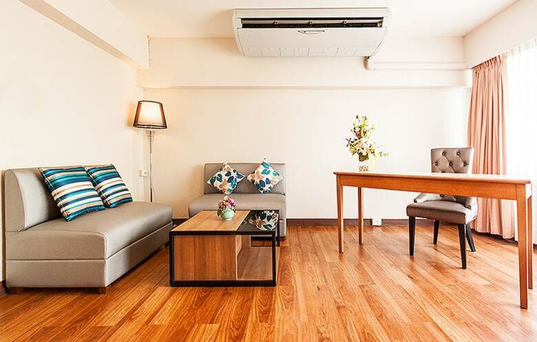 Samran Place Hotel