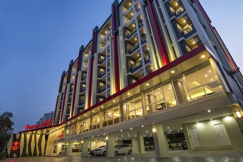 Zircon Hotel
