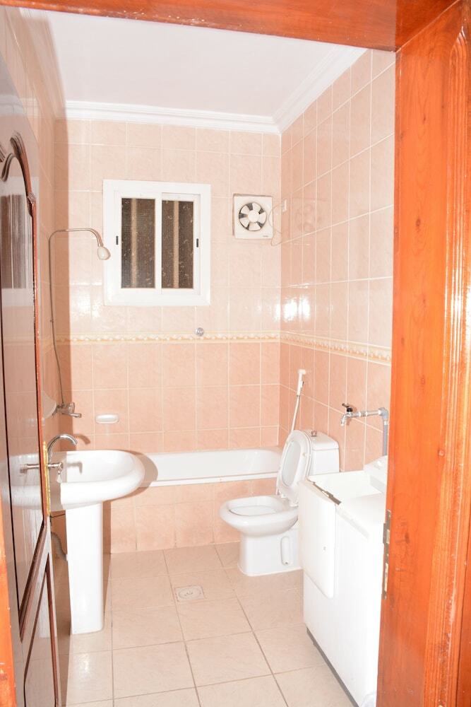 Aparthotel Al Eairy Furnished Apts Al Madinah 14