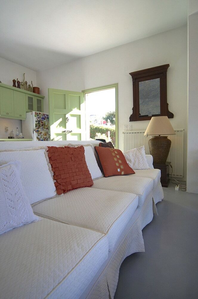 Villa Nena's Art House