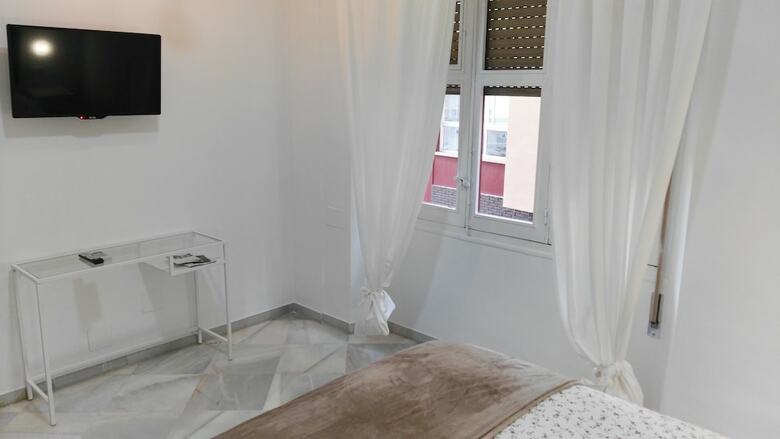 Hostal Fan Suites Duquesa