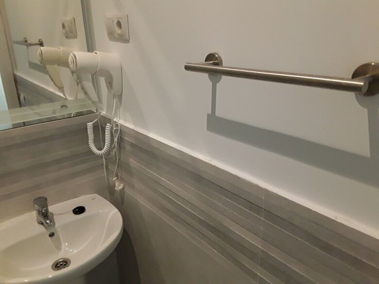 Hostal Fan Suites Duquesa