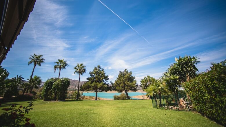 Hotel La Vi�uela