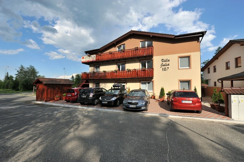 Villa Aplend Bed & Breakfast J�lia