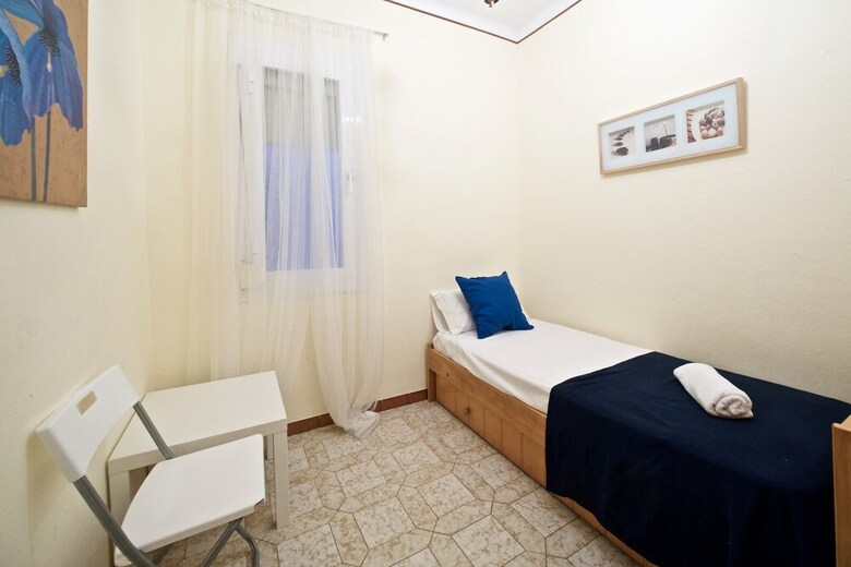 Parallel Apartment