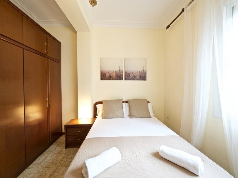 Parallel Apartment