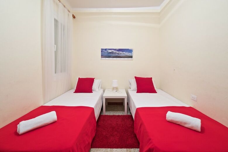 Parallel Apartment