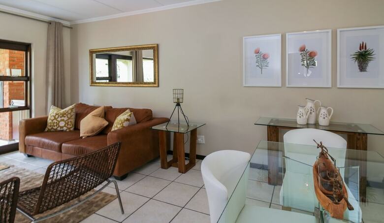 Apartamentos Ruby Homes Sunninghill