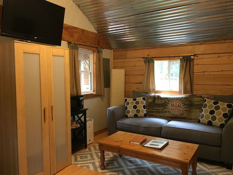Hotel Barefoot Hills
